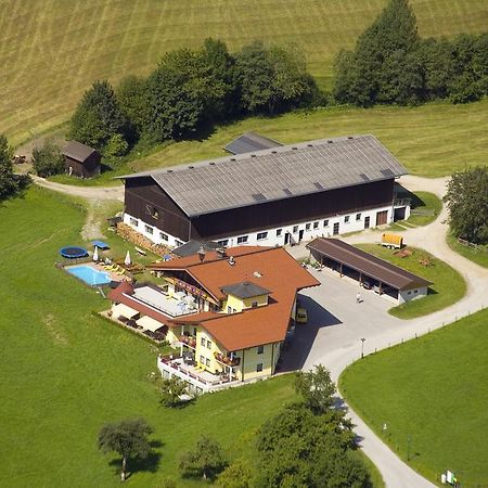 Landhotel Hinteraigengut フラッハウ エクステリア 写真