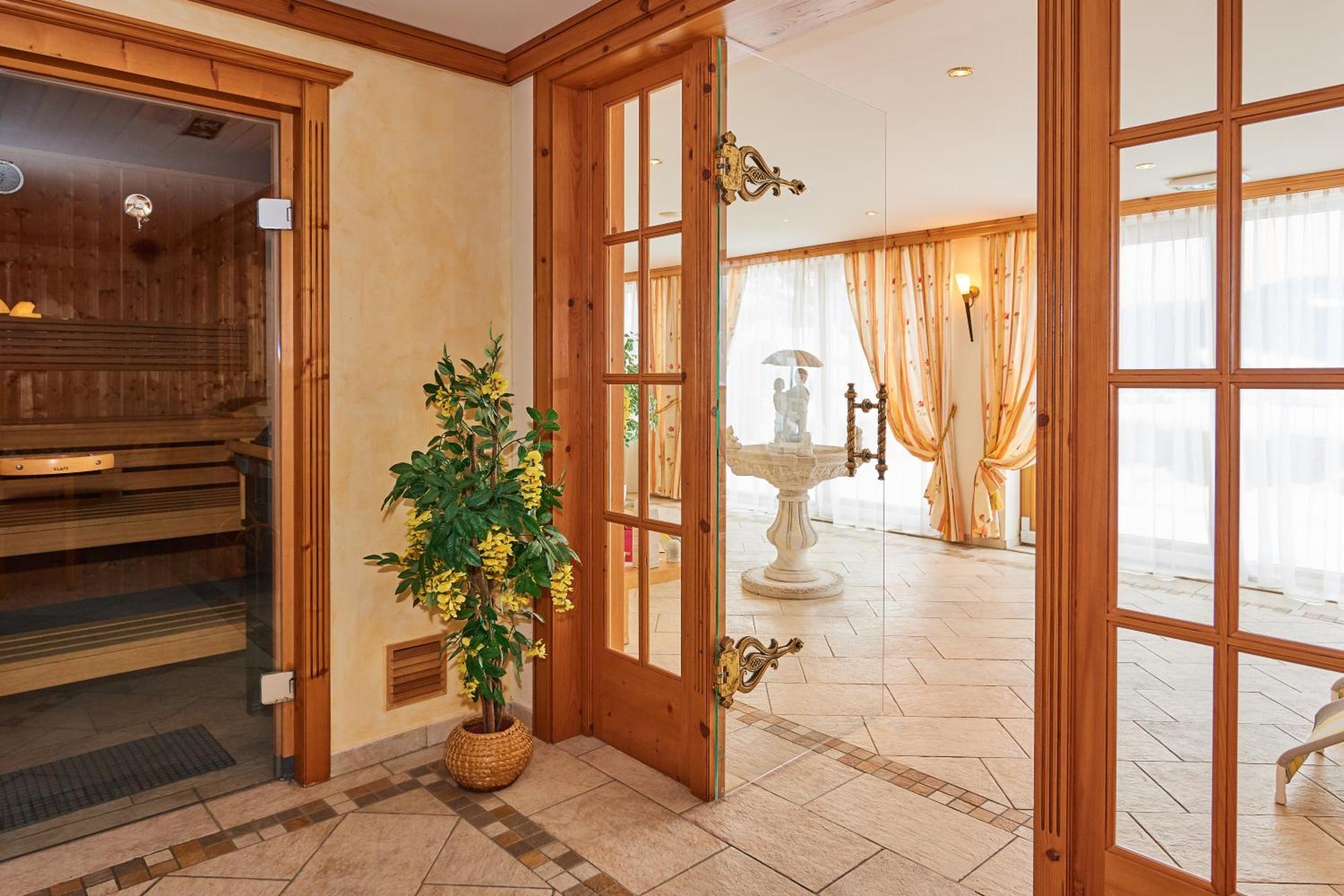 Landhotel Hinteraigengut フラッハウ エクステリア 写真