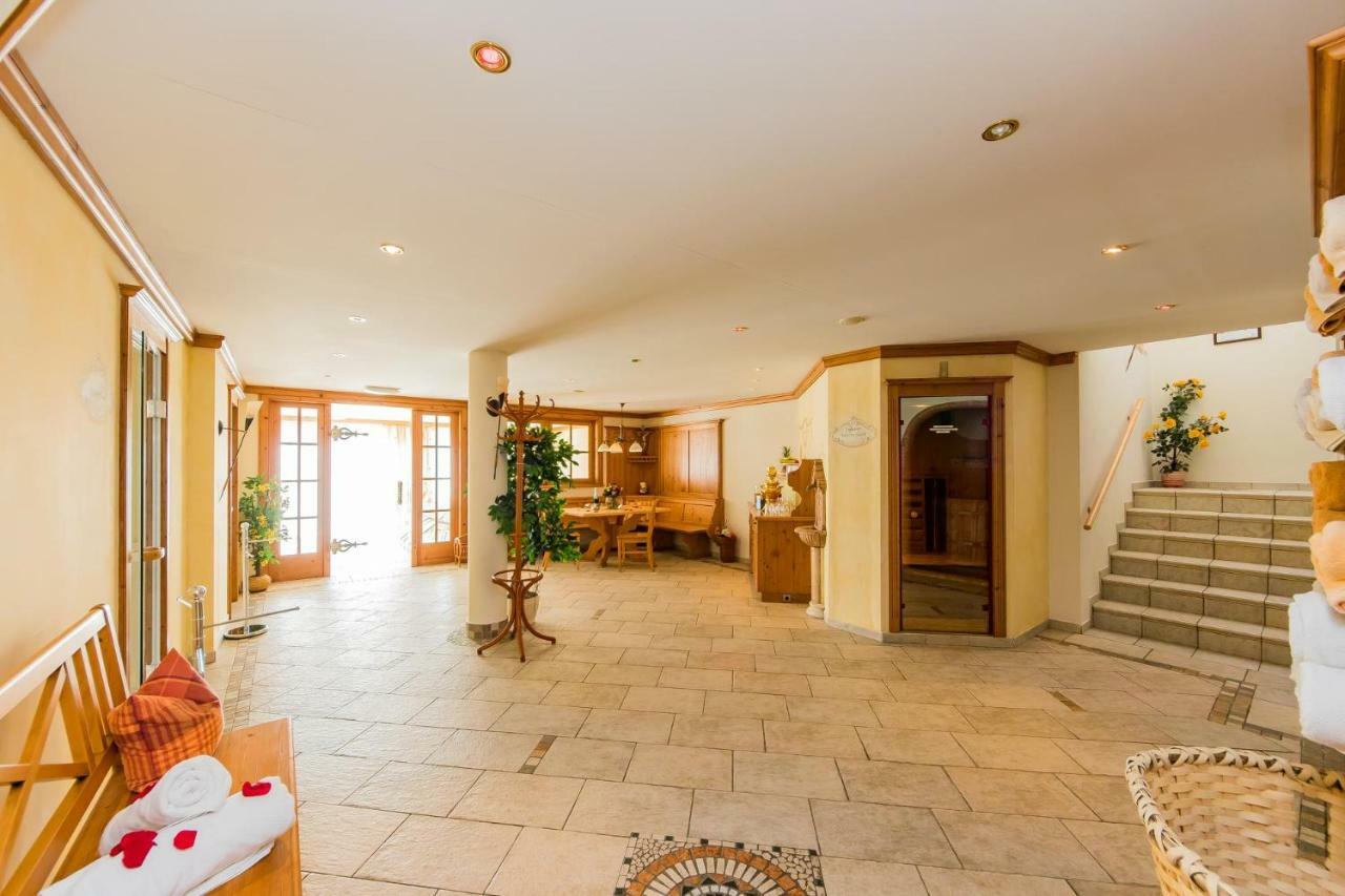 Landhotel Hinteraigengut フラッハウ エクステリア 写真