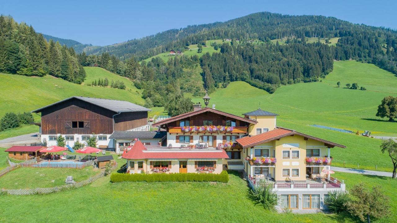 Landhotel Hinteraigengut フラッハウ エクステリア 写真